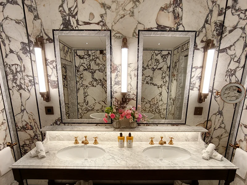 superfici-in-pietra-naturale-per-hotel-di-lusso